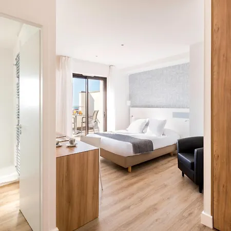 Kemaris Hotel 3*