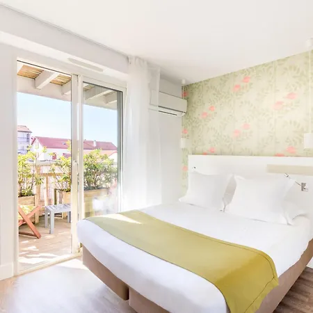 Hotel Kemaris 3*