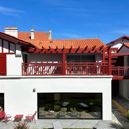 Hotel Kemaris 3*