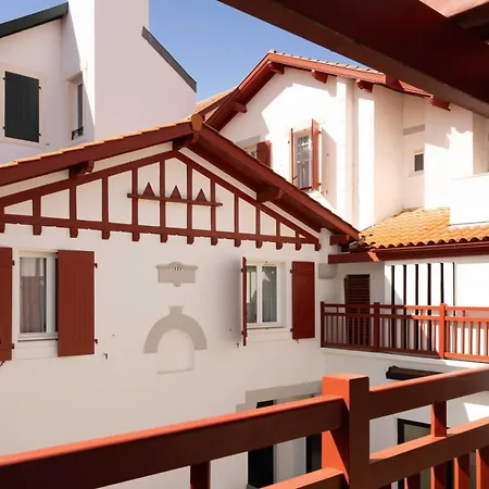 Otel Kemaris