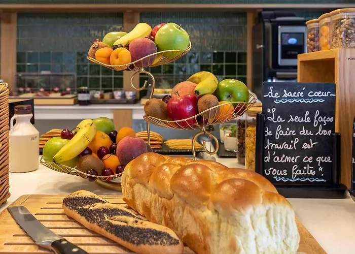 Kemaris ホテル 3*