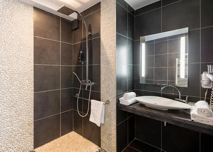 Kemaris 比亚里茨